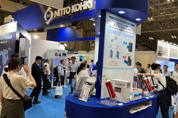 【写真】展示された当社の水素用容器『JCランFCハイドロ®>20-L』の展示風景